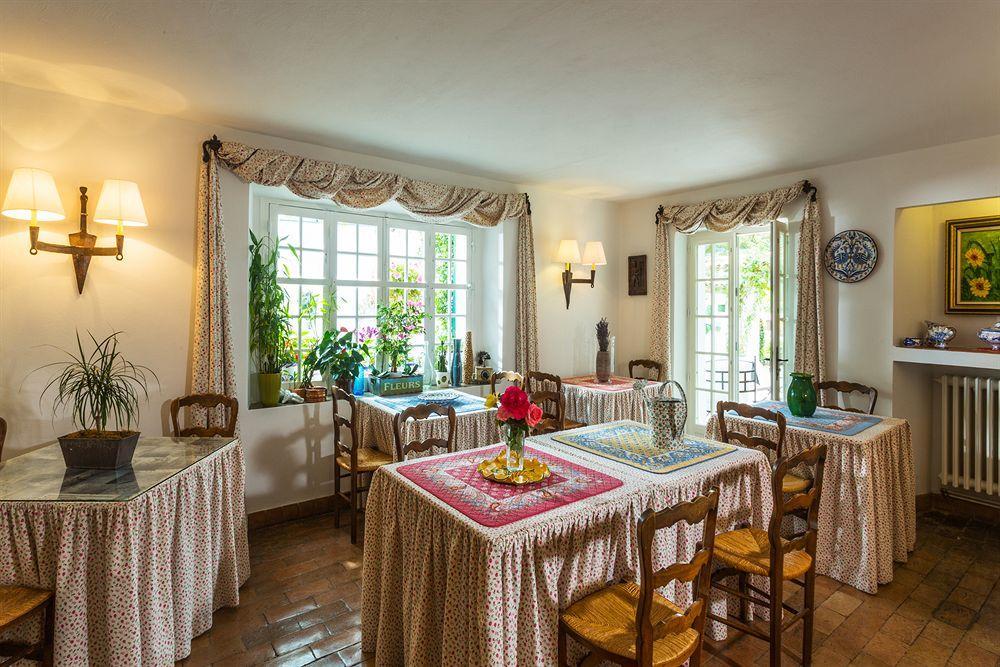 Le Hameau Hotel 3*