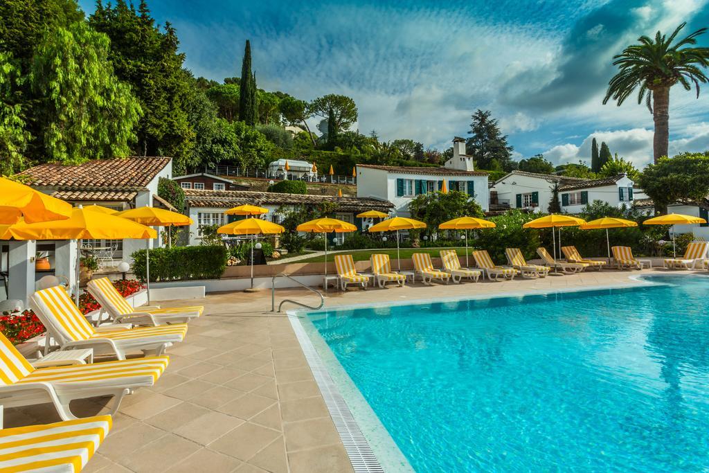 Le Hameau Hotel