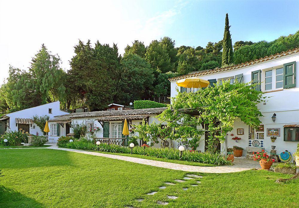 Le Hameau 3*