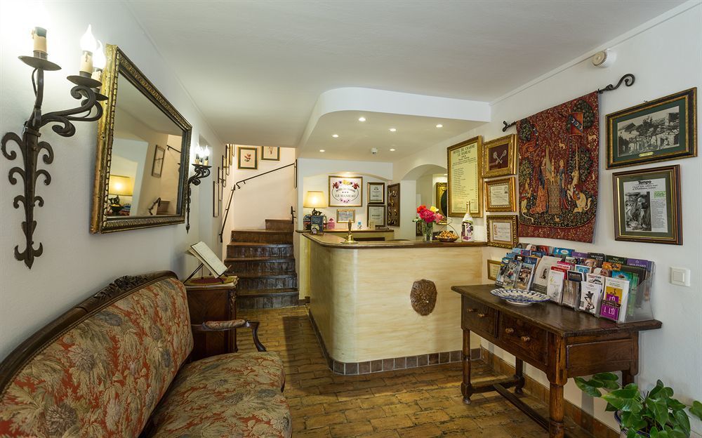 Le Hameau Hotel